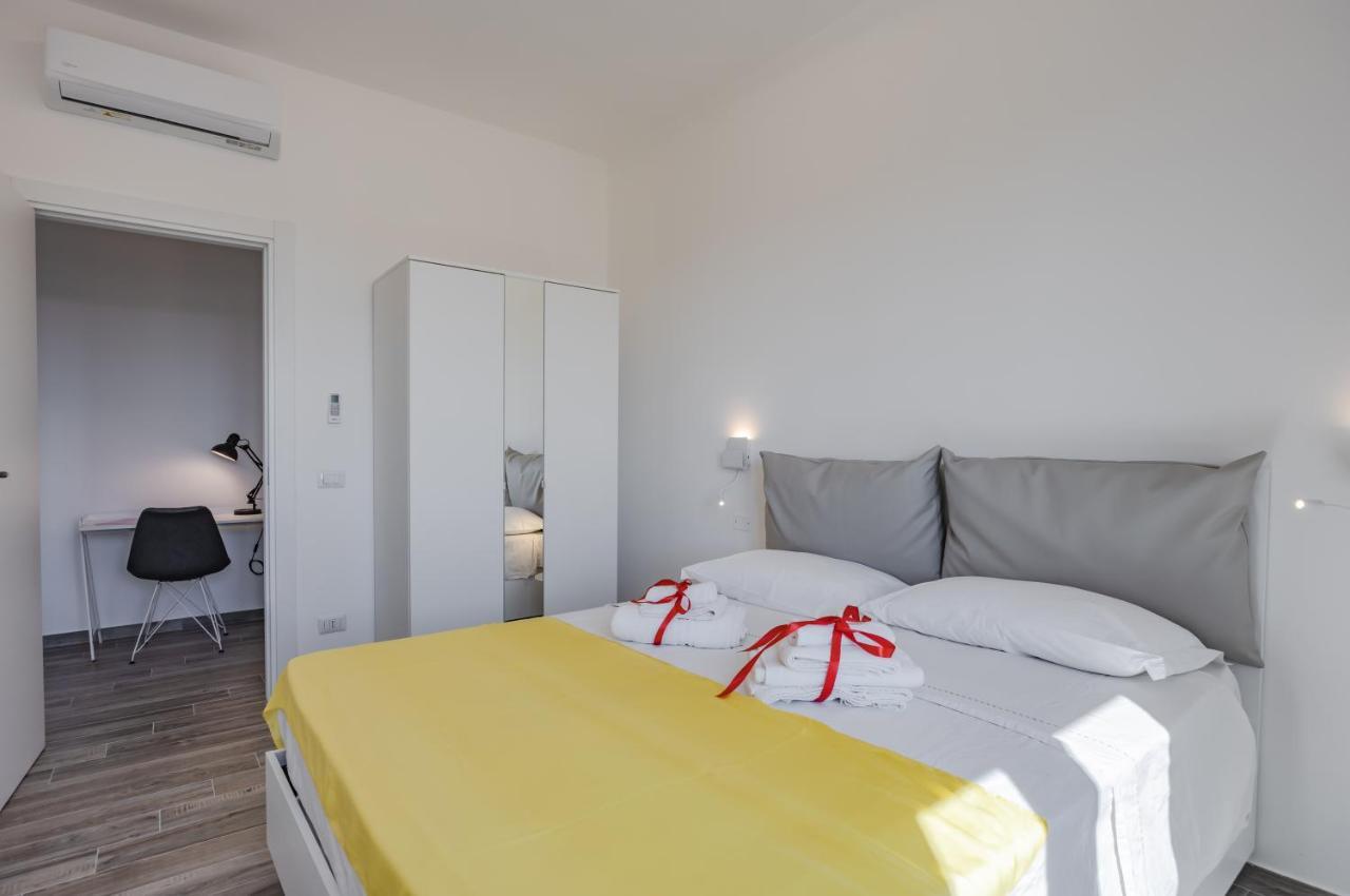 Licia & Tonino Apartments Near The Station 레체 외부 사진