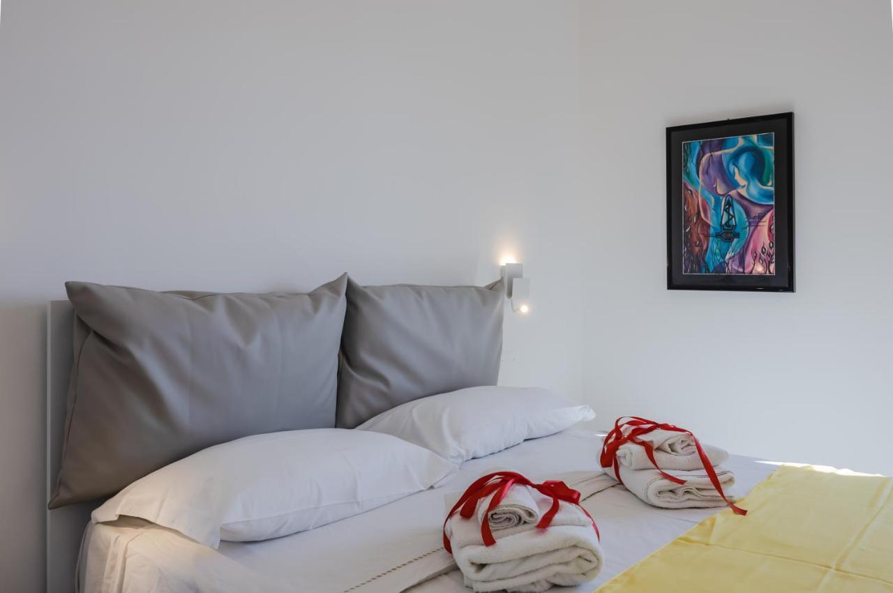Licia & Tonino Apartments Near The Station 레체 외부 사진