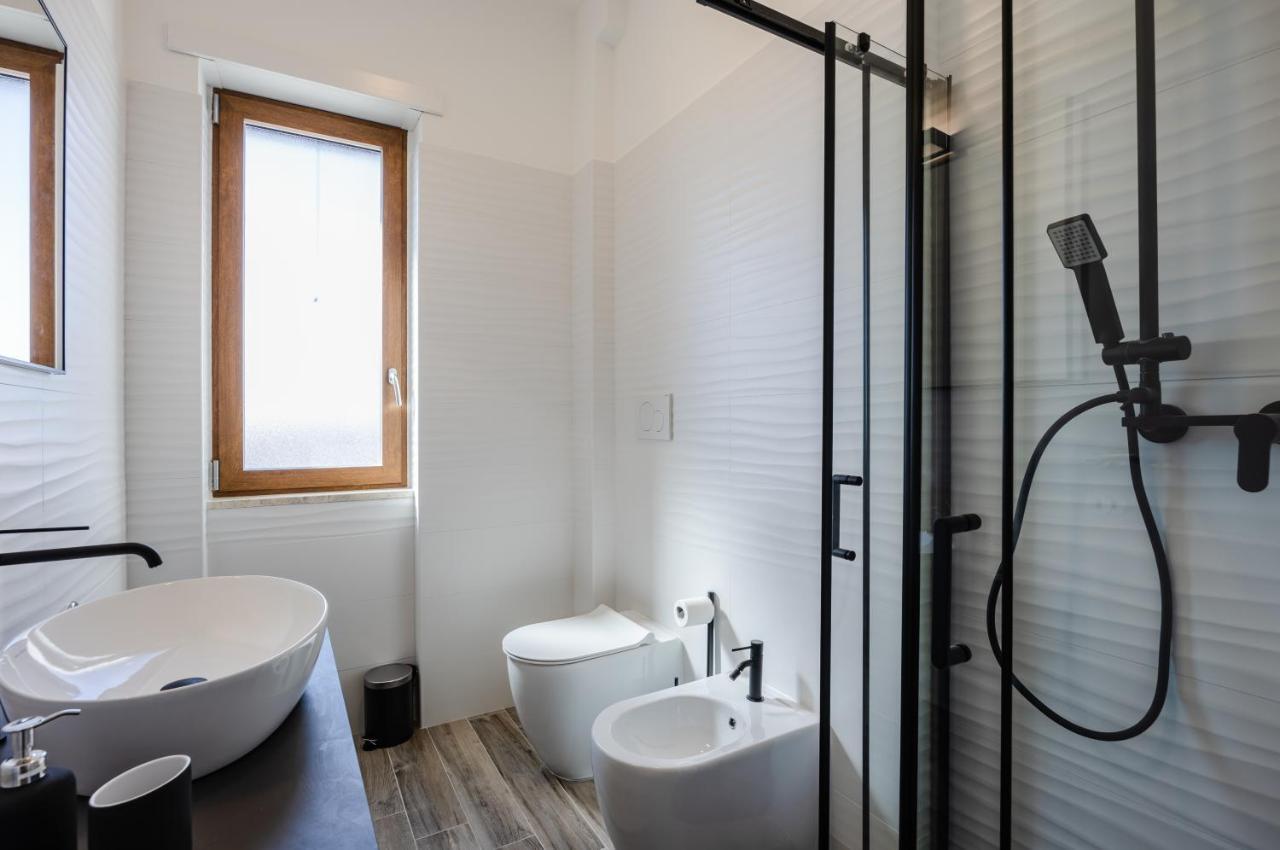 Licia & Tonino Apartments Near The Station 레체 외부 사진